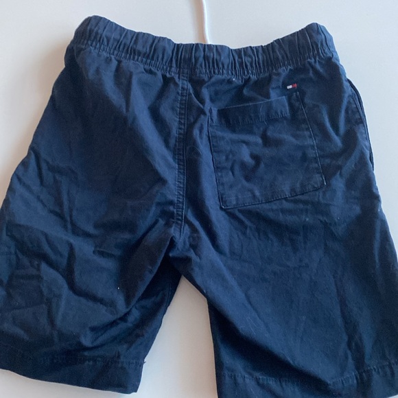 Boy short from Tommy Hilfiger size 8-10 - Picture 5 of 7